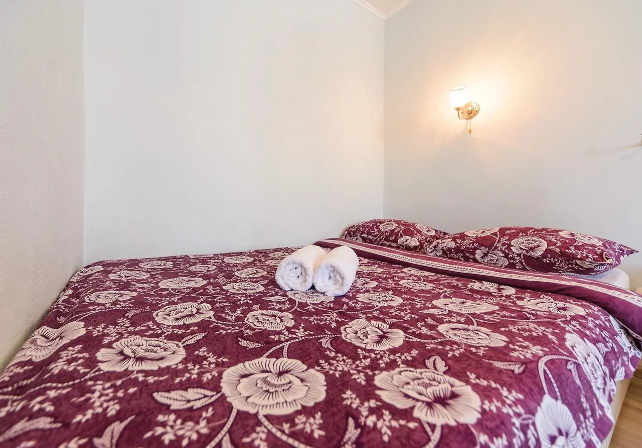 Apartment On Obolonskyi Avenue 25 Kiev Ukraine